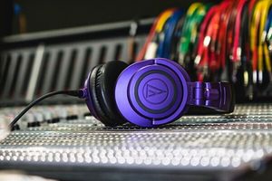 Audio-Technica ATH-M50xPB и M50xBTPB - лимитированное издание в цвете Purple/Black