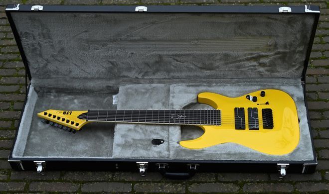 LTD SC-608 BARITONE Stephen Carpenter Signature (Yellow)
