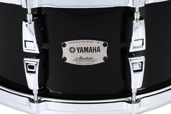 YAMAHA AMS1460 14" Absolute Hybrid Maple Snare 14" (Solid Black)