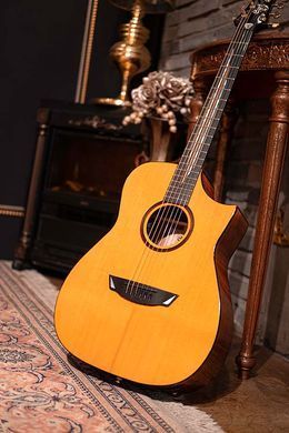 CORT LUXE II (Natural Glossy)